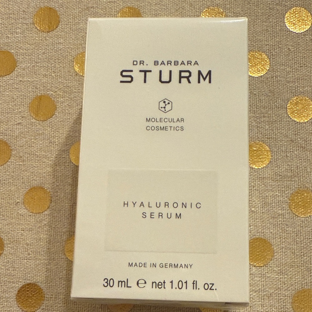 Dr. Barbara Sturm Hyaluronic Serum - 30mL. Amazing 🎁!